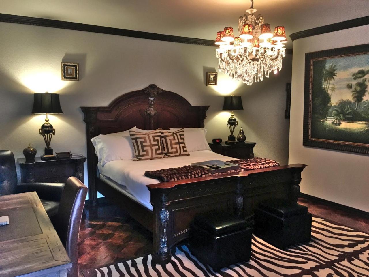 The Victoria Bed & Breakfast Bentonville Extérieur photo